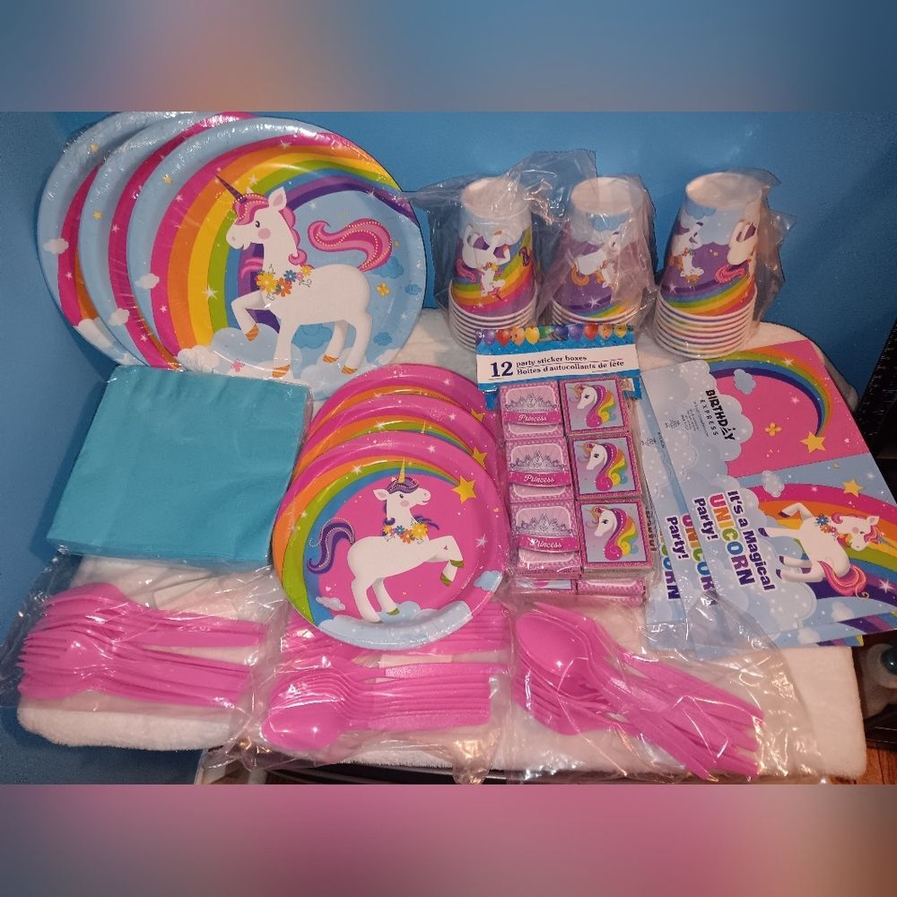 NWOT Fairy Tale Unicorn Birthday Party Supplies Set for 24 Guests